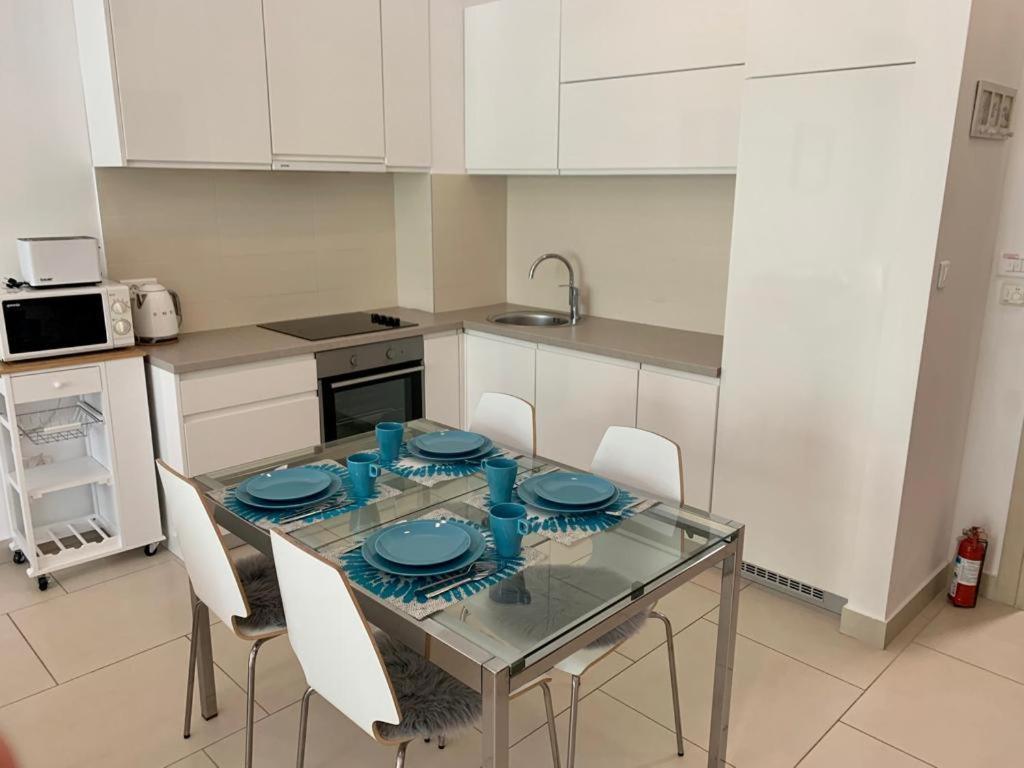Lavender Bay Apartment F8 Дони-Моринь Экстерьер фото